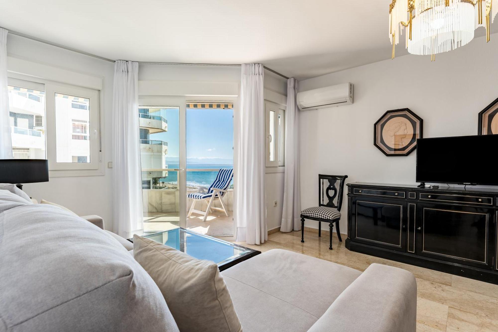 Апартаменты Tropico Carihuela View & Parking Торремолинос Экстерьер фото