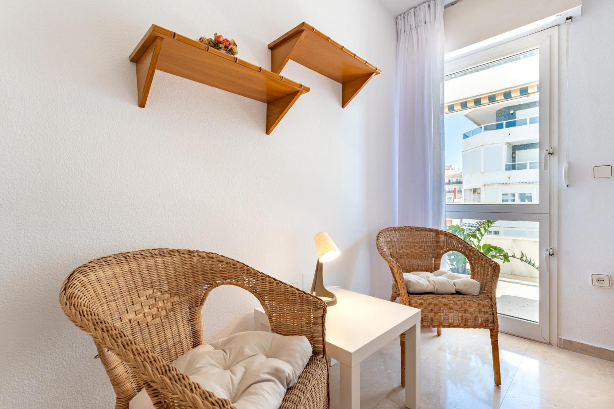 Апартаменты Tropico Carihuela View & Parking Торремолинос Экстерьер фото